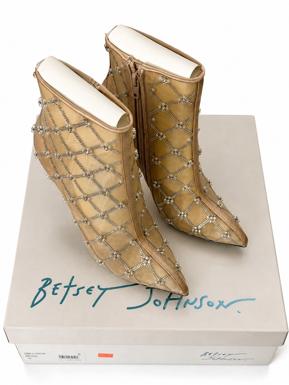 NWB Betsey Johnson SB Lark Stiletto Bootie Nude Size 6